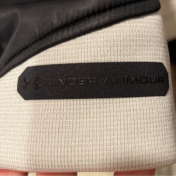 Men’s Undeerarmour Swacket Jacket Size Medium - Picture 7 of 8